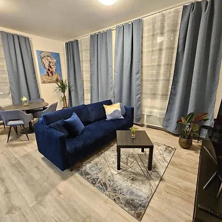 Luxusni 3kk U Namesti - Klicperova * Hradec Králové